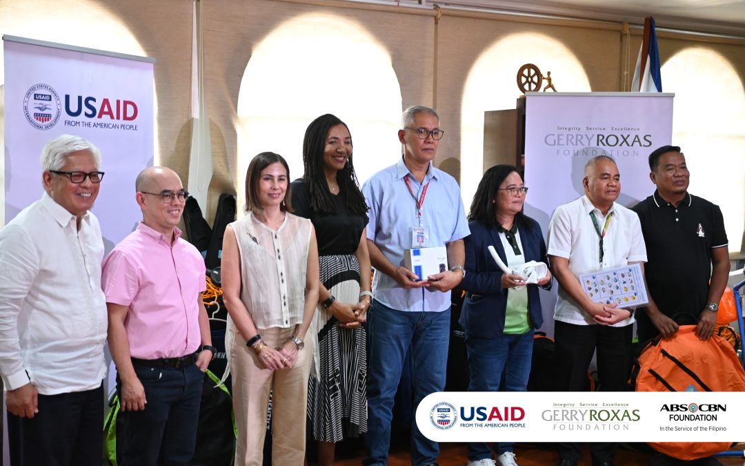 ABS-CBN Foundation Inc. with USAID and Gerry Roxas Foundation Hand Over Reef Monitoring Equipment to Citizen Scientists in Batangas